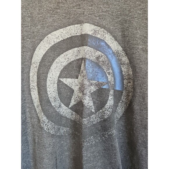 Captain America Shield Logo Marvel Comics Mens Large T-Shirt - Picture 2 of 3